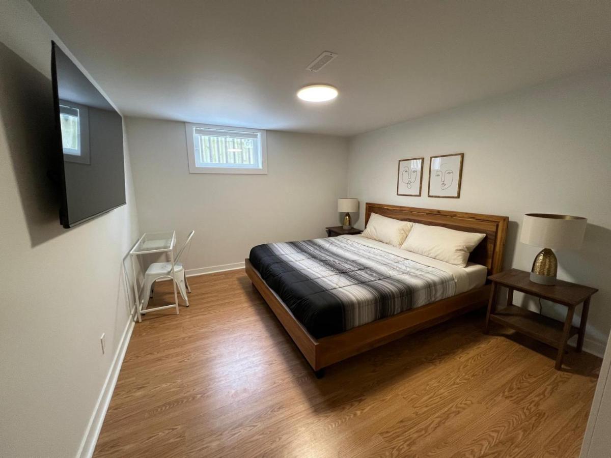 Letitia Heights !B Spacious And Quiet Private Bedroom With Shared Bathroom Barrie Exterior foto